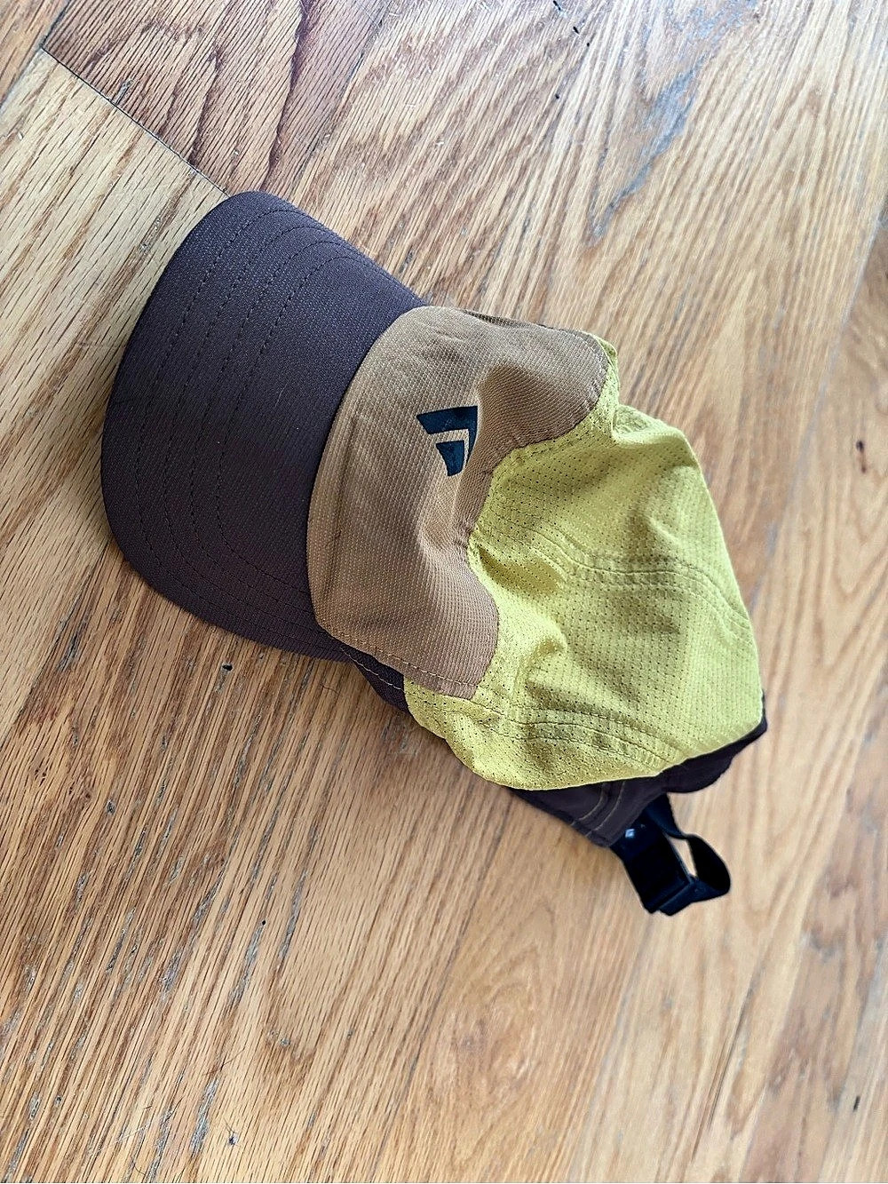Black Diamond Distance Hat Brown & Yellow